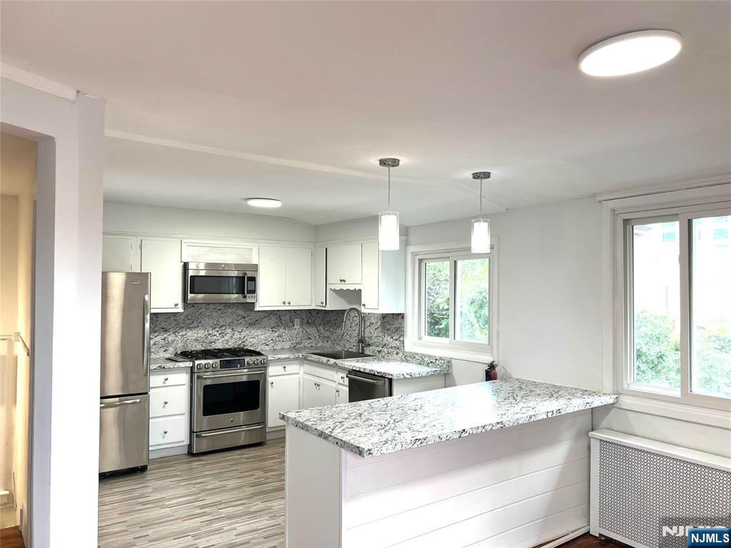 358 Lafayette Avenue 2 - Photo 4