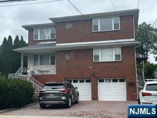 417 2nd Street 2nd Floor - Photo 1