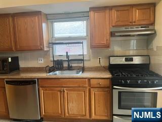 417 2nd Street 2nd Floor - Photo 5