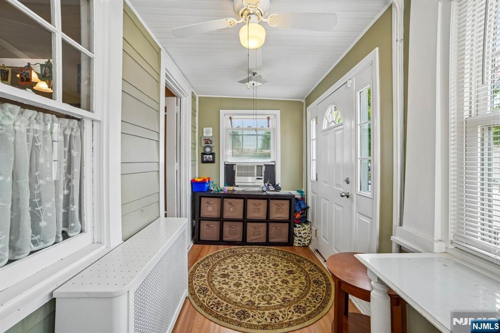 Photo 4 of Single family home for sale at 439 Lake Ave, Lyndhurst, NJ 07071 | MLS# 26033207 | Listing updated on 2026-09-15