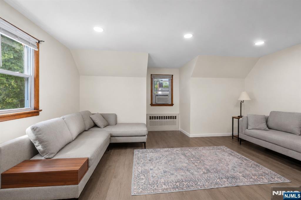 422 Union Avenue - Photo 4