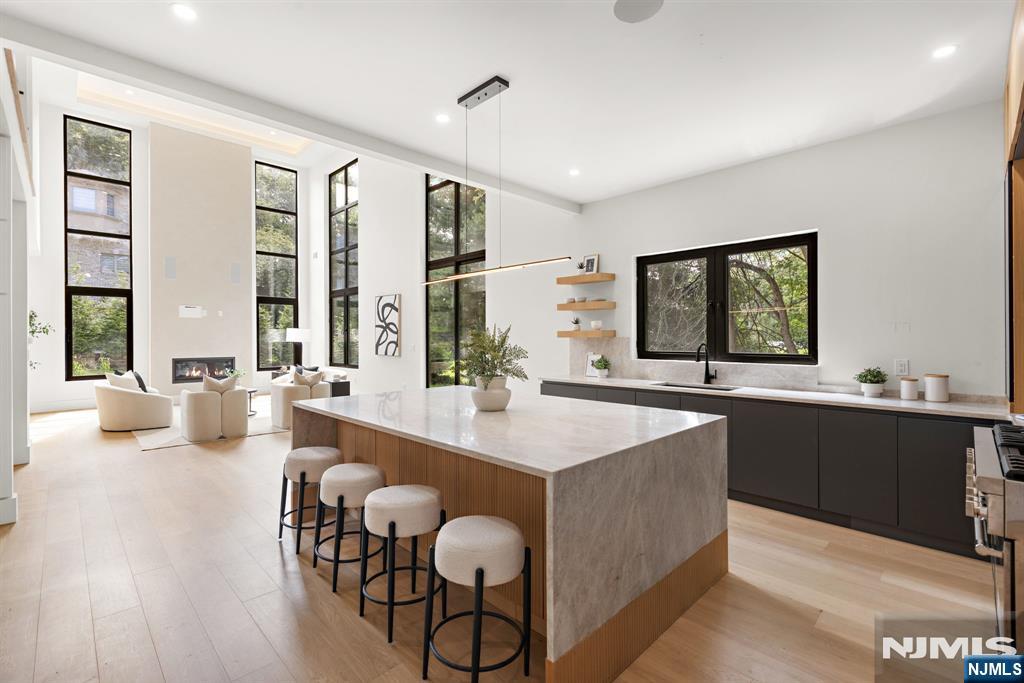 61 Ross Avenue — photo 6