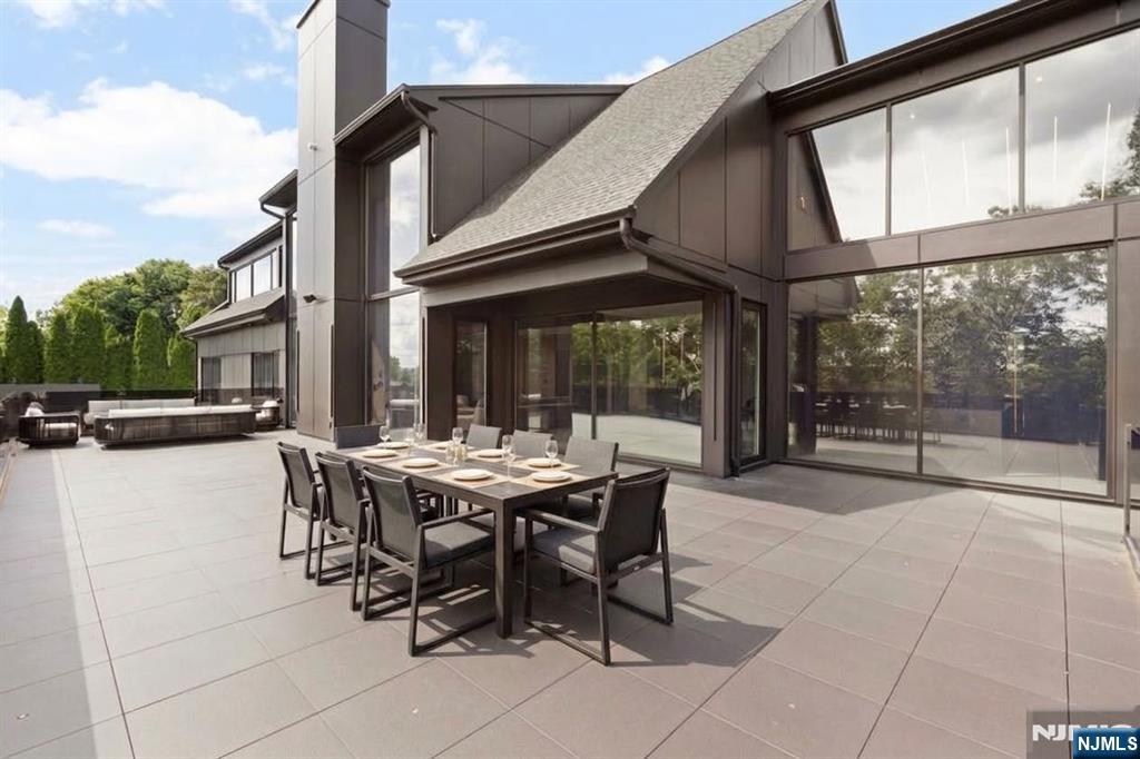 8 Flintlock Court — photo 27