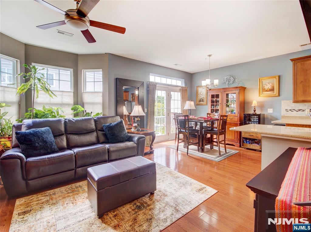1513 Hamilton Street - Photo 4
