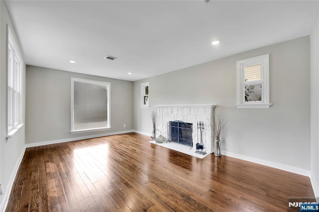 164 New York Avenue - Photo 3