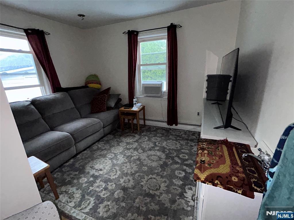 62 Tuxedo Avenue
