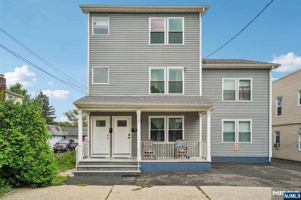 108-110 10th Street - Photo 2