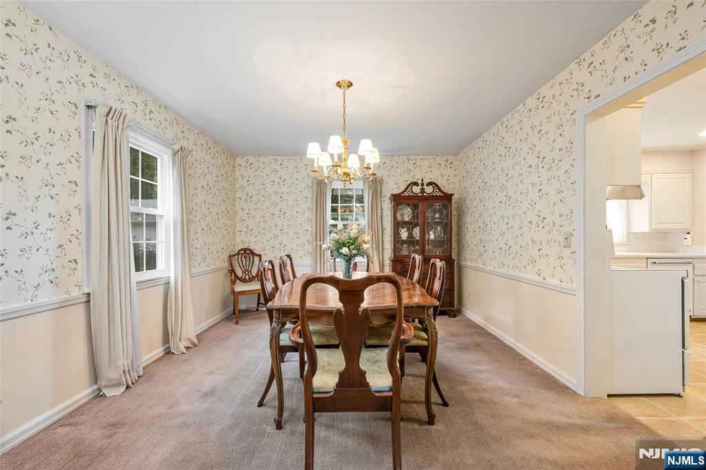 Photo 4 of Single family home for sale at 401 Hamilton Rd, Ridgewood, NJ 07450 | MLS# 26033239 | Listing updated on 2026-09-18