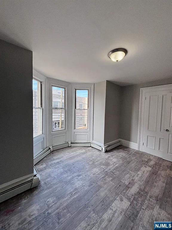 393 Straight Street