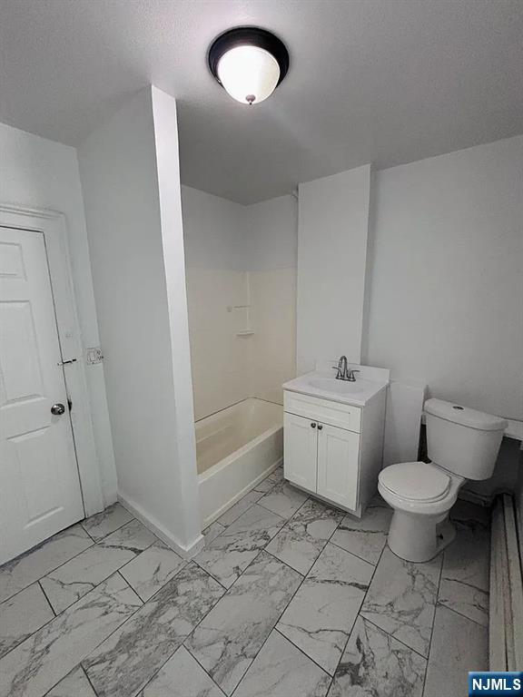 393 Straight Street