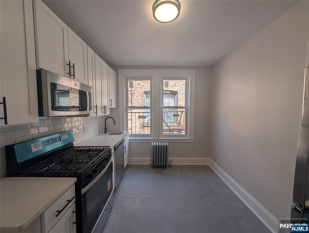 173-179 Madison Street C5 - Photo 1