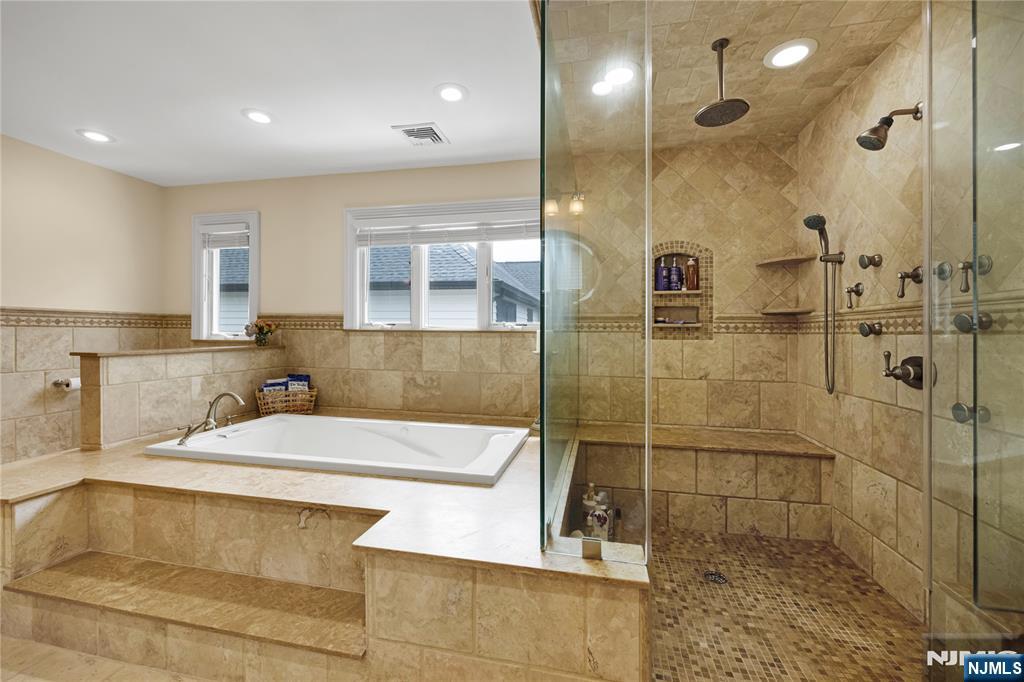 84 Vanderburgh Avenue