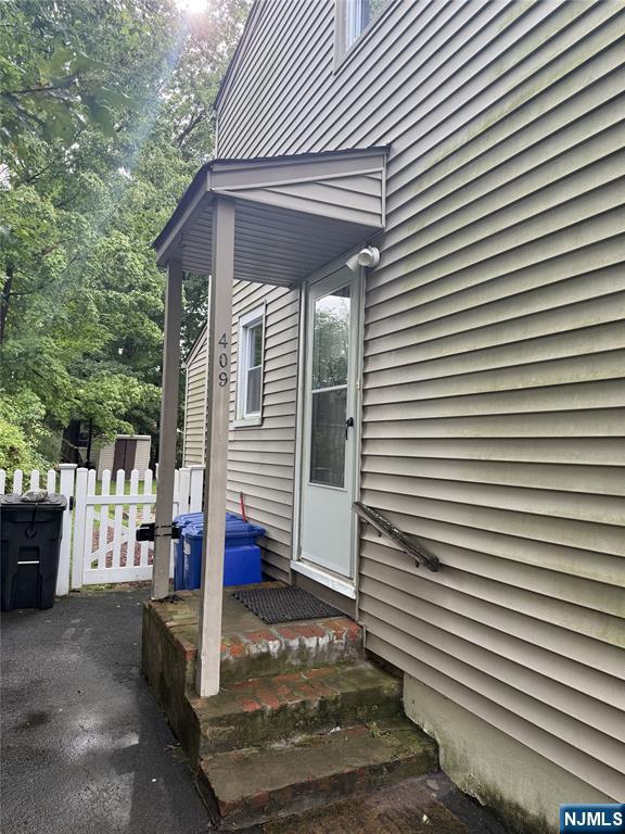 409 Sheffield Road - Photo 4