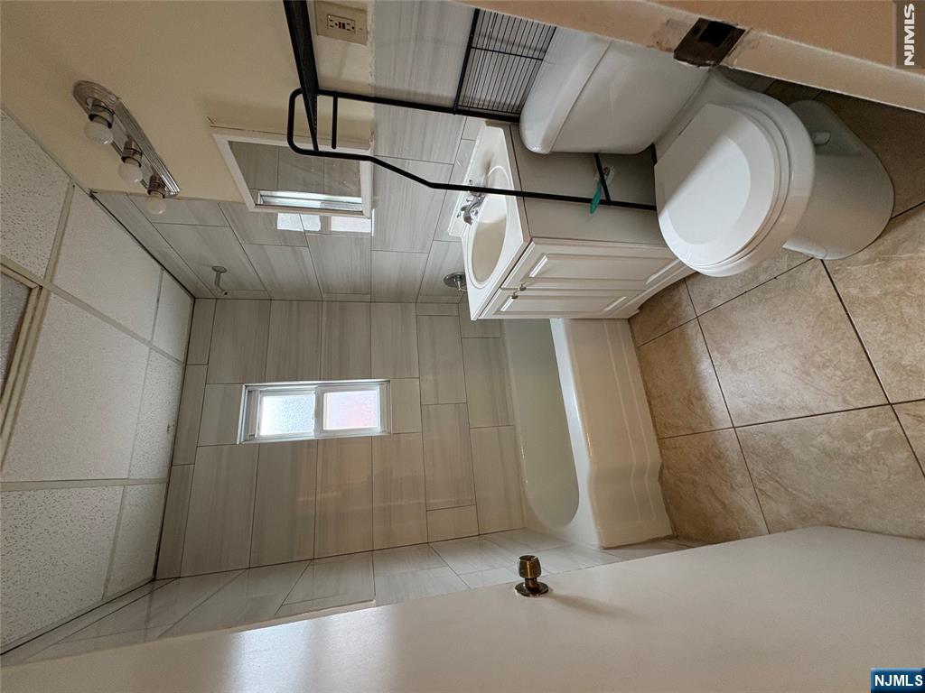 138 Midland Place Second floor - Photo 5