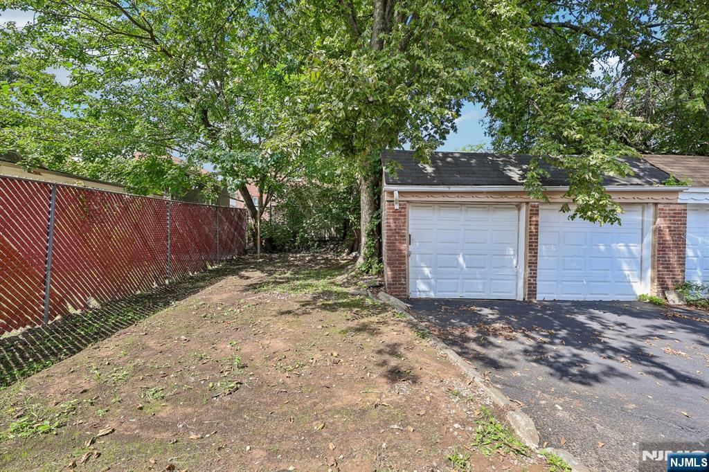 183 Norman Road