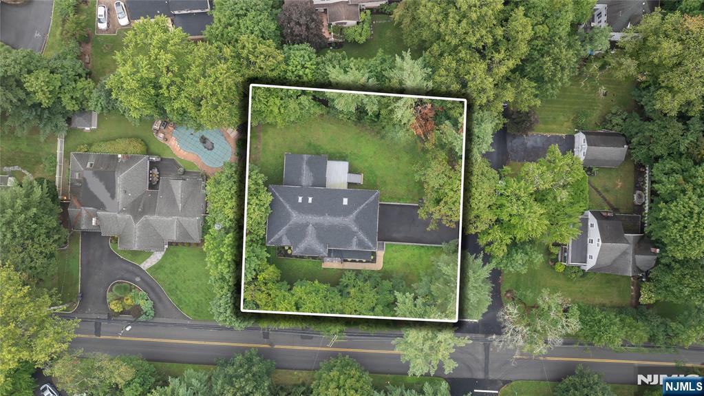 455 Sunset Avenue — photo 30