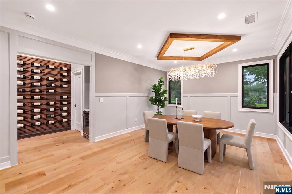 455 Sunset Ave, Haworth, NJ 07641