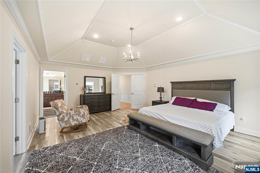 5 Jared Place