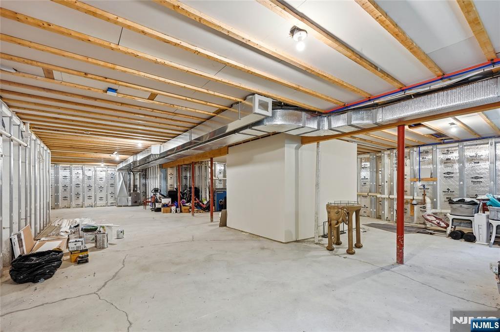 5 Jared Place