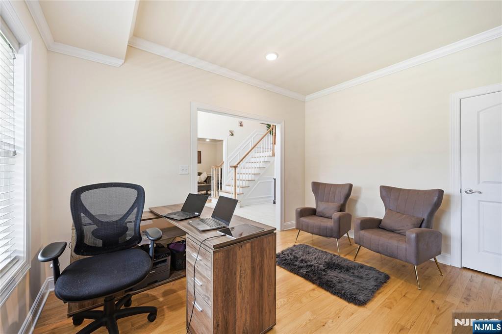5 Jared Place