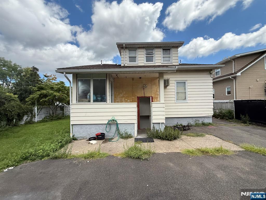 367 Clinton Street - Photo 4