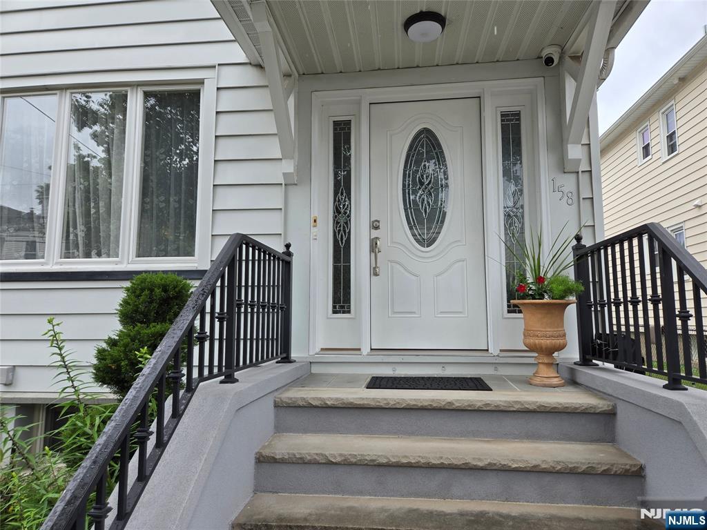 158 Knapp Avenue 2 - Photo 1