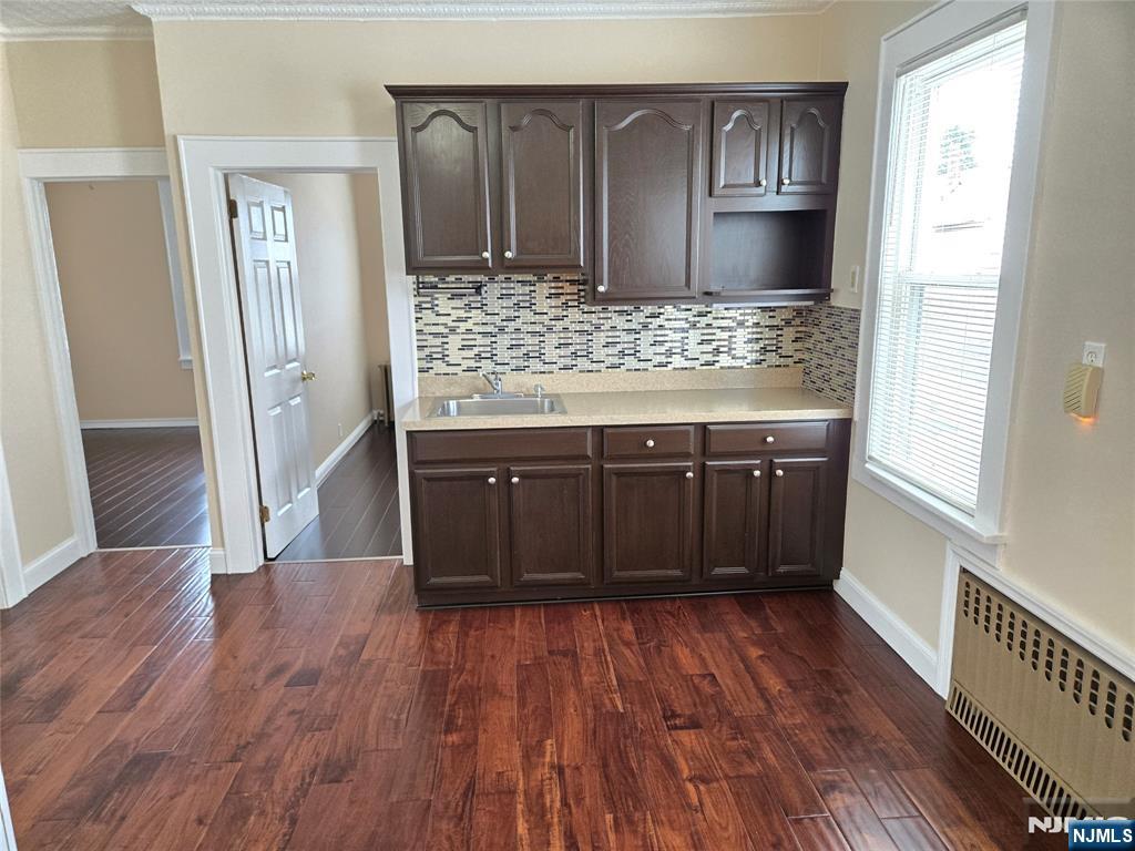 158 Knapp Avenue 2 - Photo 4