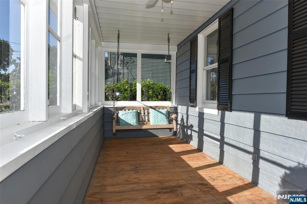 36 Hines - Photo 2