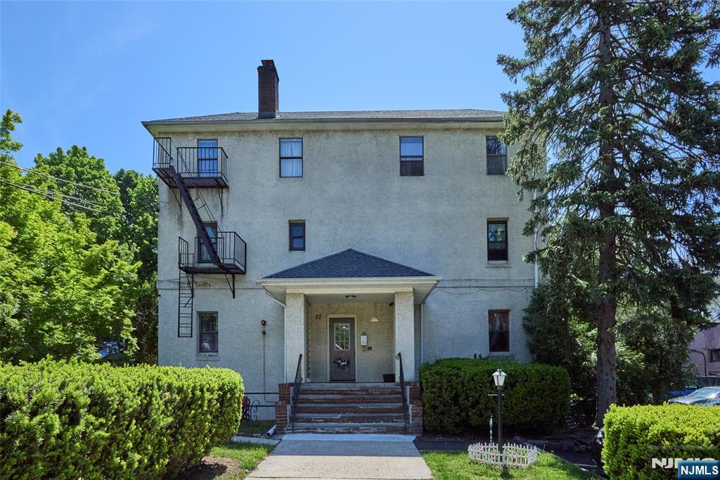 57 Brookway Avenue 2D - Photo 1