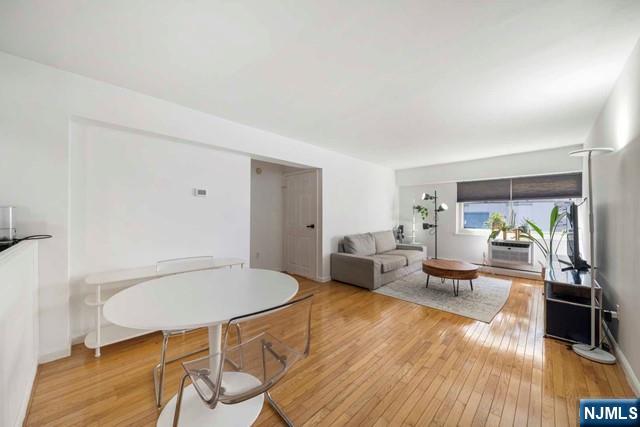 333 Grand Avenue 1N - Photo 2