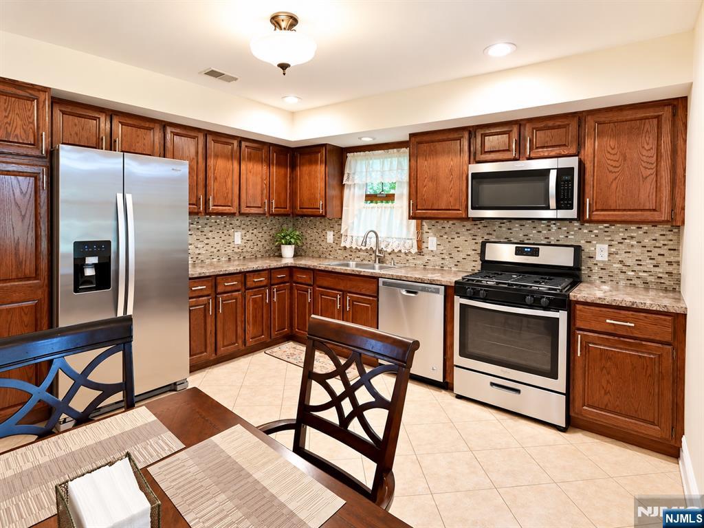 644 7th Street - Photo 1