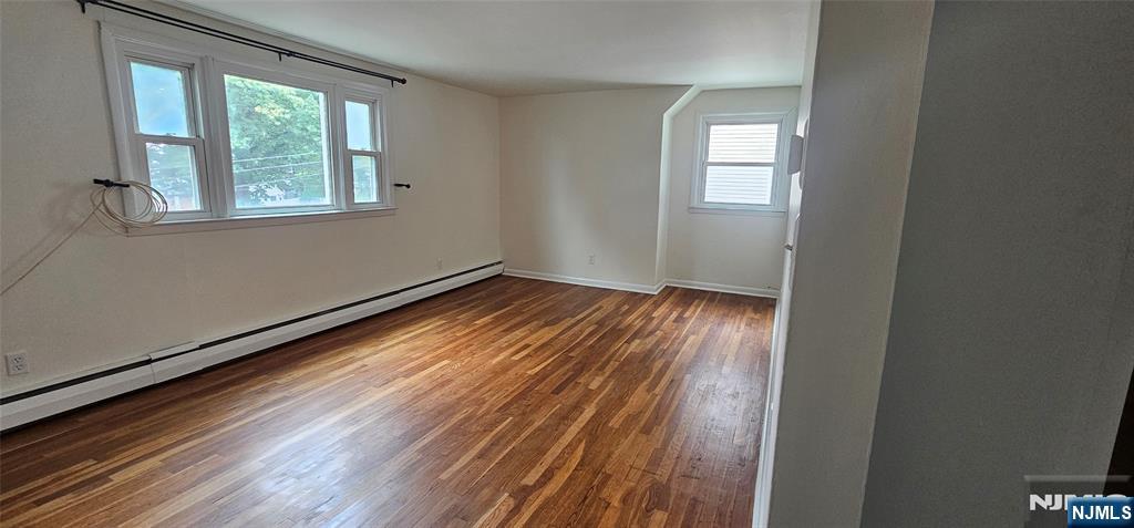 19 Knoble Place 2nd Floor - Photo 4