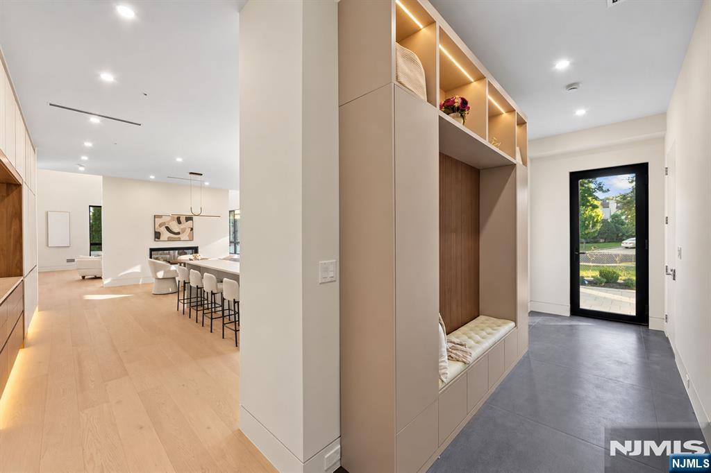 236 Woodcrest Avenue — photo 22