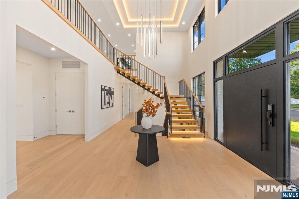 236 Woodcrest Avenue — photo 30