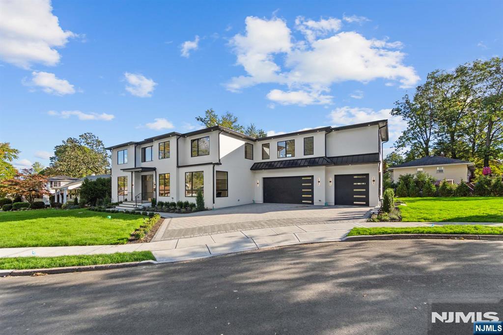 236 Woodcrest Avenue - Photo 4