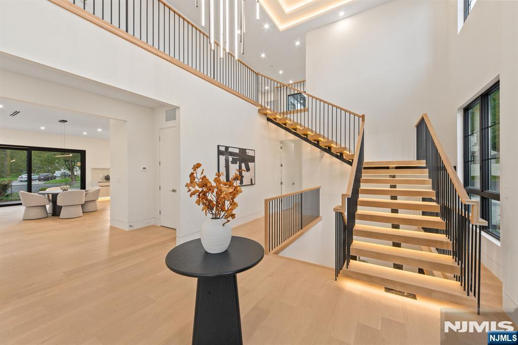 236 Woodcrest Avenue — photo 34