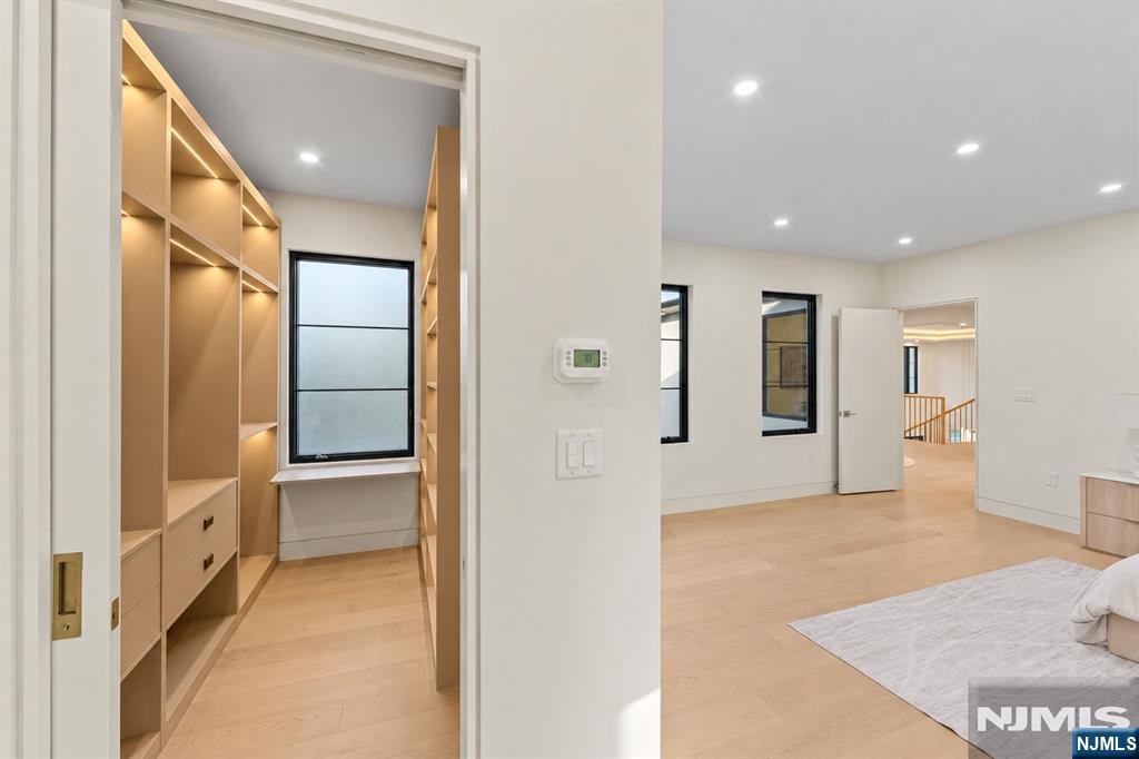 236 Woodcrest Avenue — photo 40
