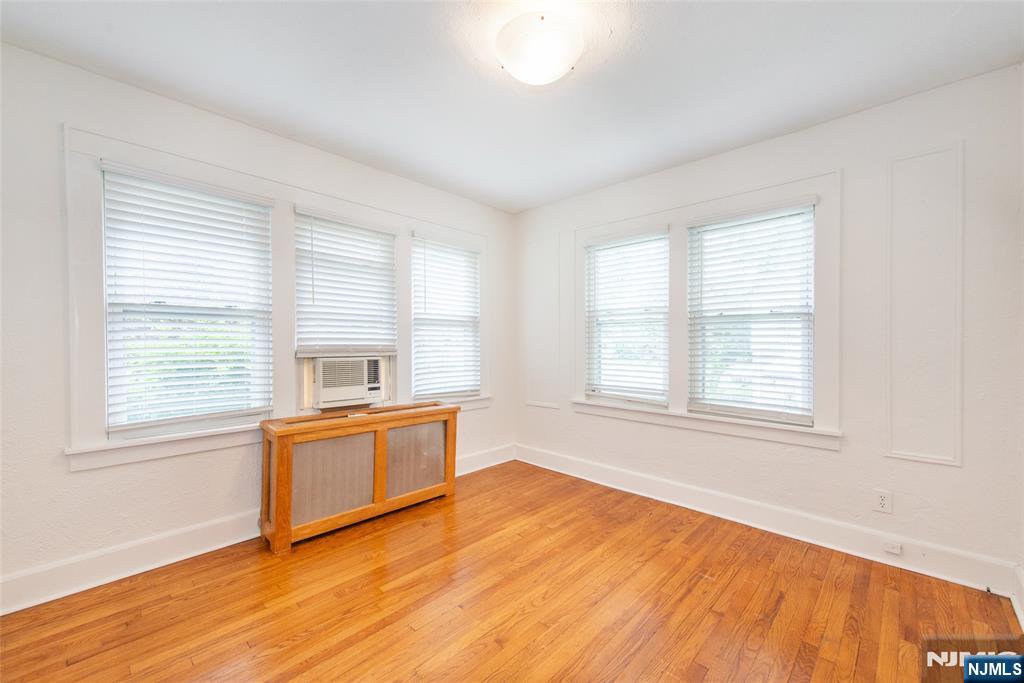 241 Hope Street - Photo 5