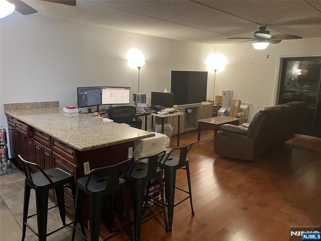 281 Park 2i - Photo 3