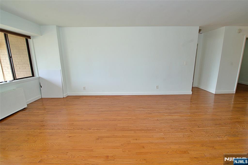 1203 River Road 14C - Photo 4