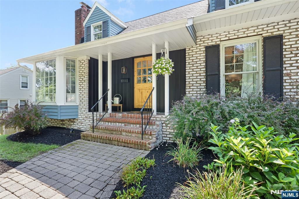 32 Foothill Drive - Photo 4