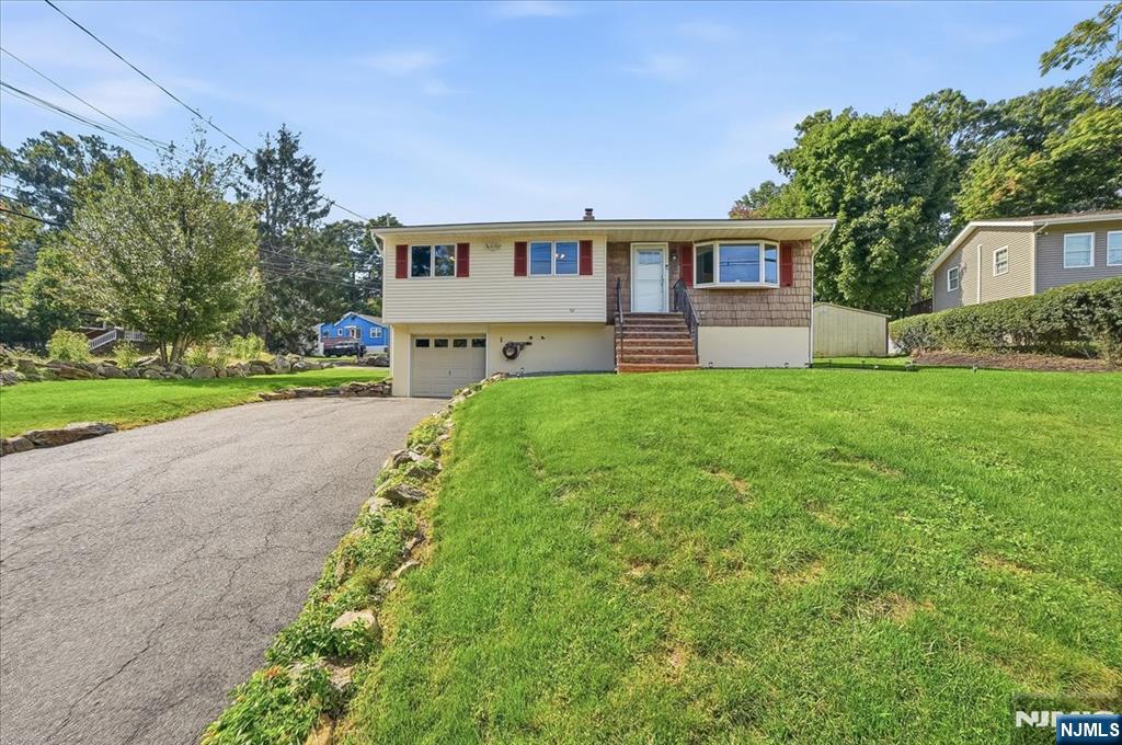 2 Crescent Road - Photo 2