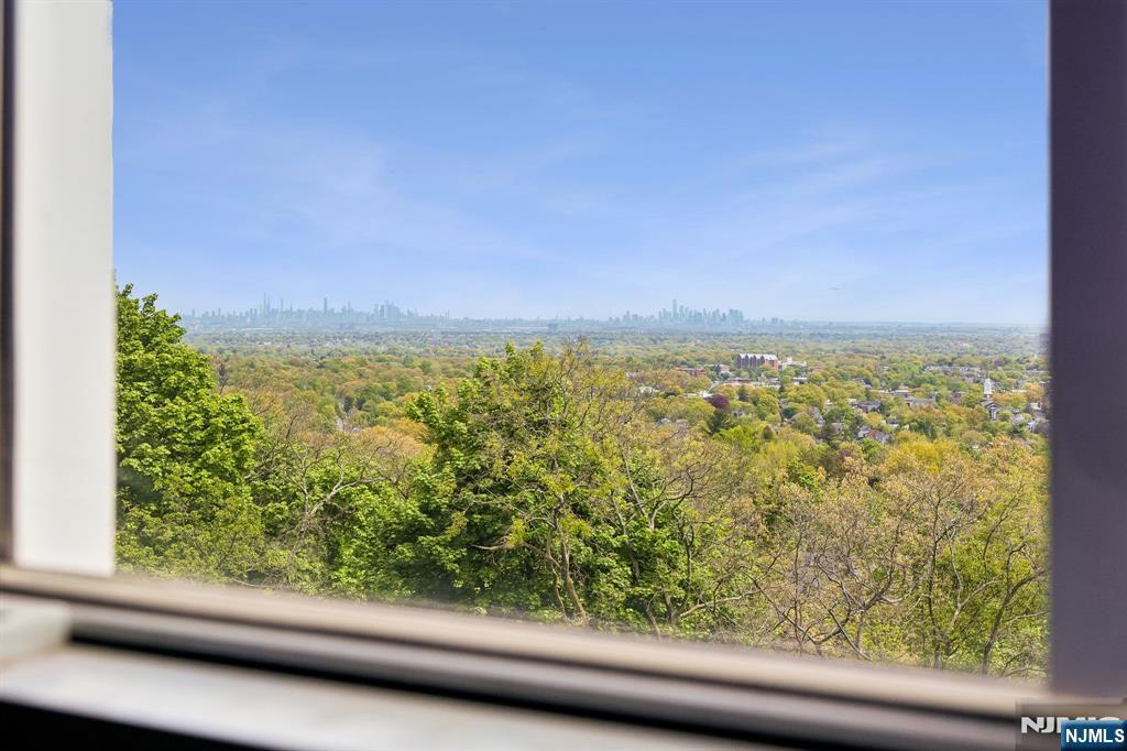 10 Crestmont Road 5J - Photo 3