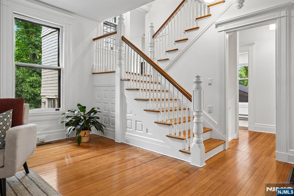 Photo 3 of Single family home for sale at 6 Edgehill Rd, West Orange, NJ 07052 | MLS# 26033374 | Listing updated on 2026-09-20