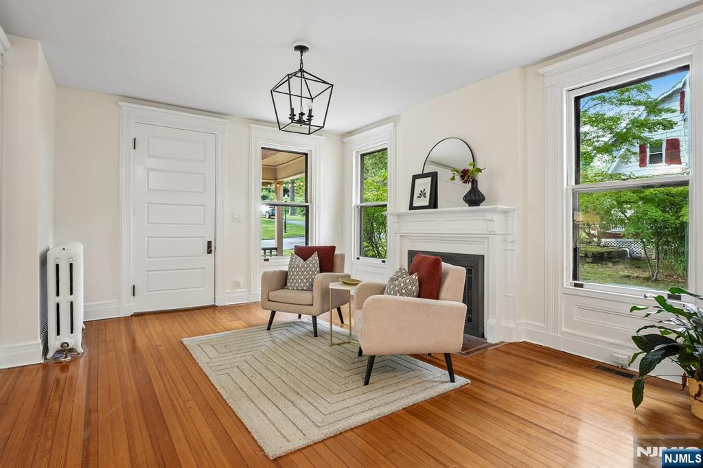 Photo 4 of Single family home for sale at 6 Edgehill Rd, West Orange, NJ 07052 | MLS# 26033374 | Listing updated on 2026-09-20