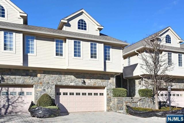 14 Kensington 14 - Photo 2
