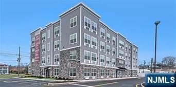 480 Paterson Avenue 106 - Photo 1