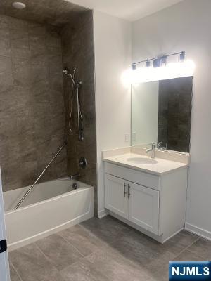 480 Paterson Avenue 106 - Photo 3