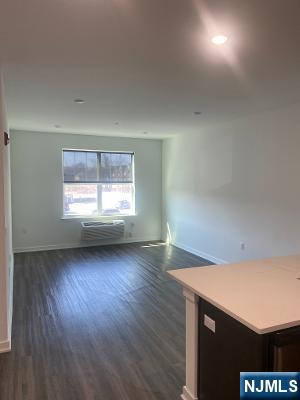 480 Paterson Avenue 106 - Photo 4