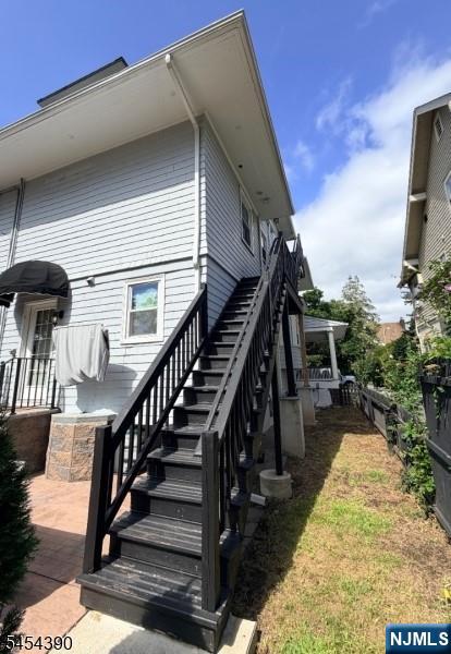 262 Claremont Avenue - Photo 2